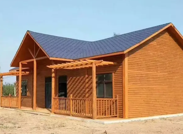 防腐木涂蠟過(guò)程中都要注意哪些事項(xiàng)，防腐木有那些類型？